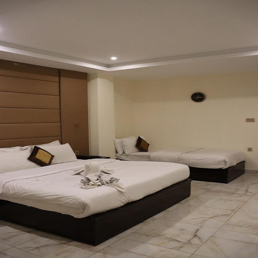 Manila Heights Hotel Наран Экстерьер фото
